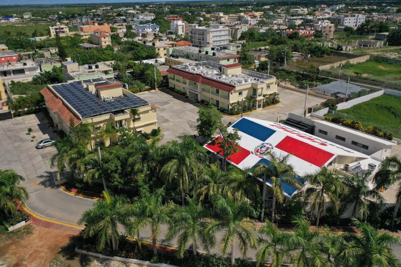 Hotel Yonu Punta Cana Exterior photo