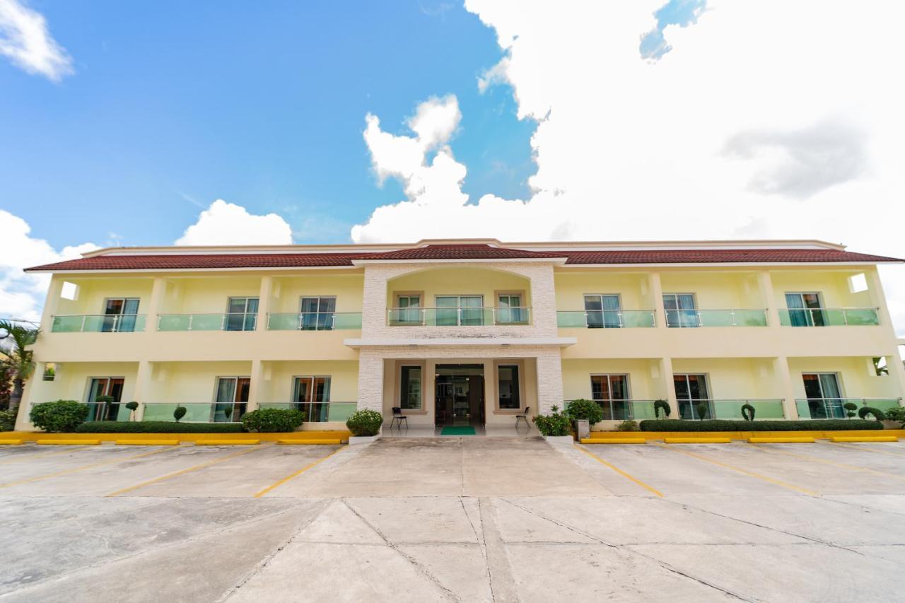 Hotel Yonu Punta Cana Exterior photo