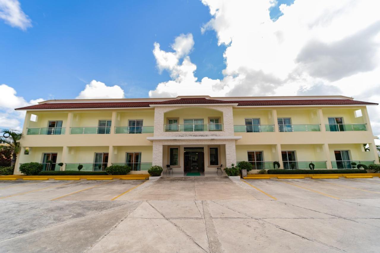 Hotel Yonu Punta Cana Exterior photo