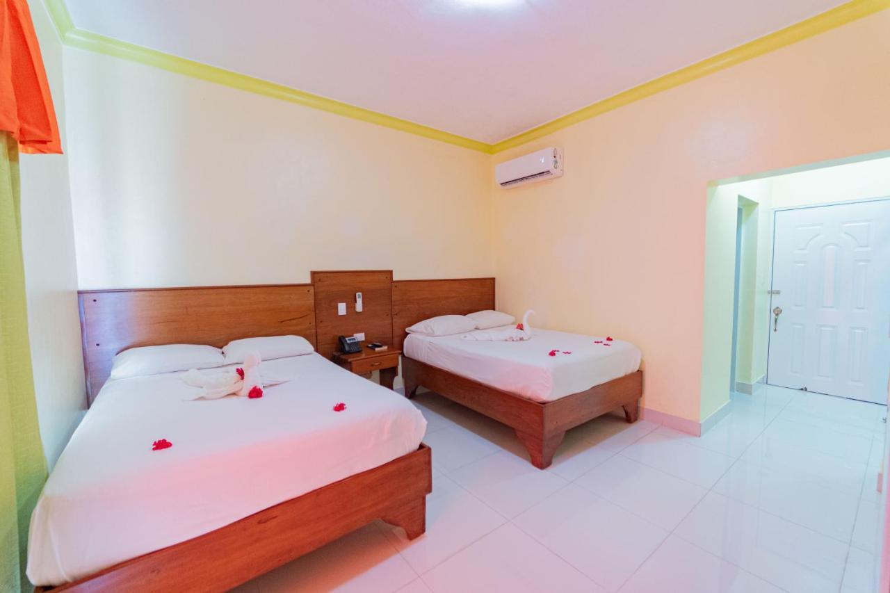 Hotel Yonu Punta Cana Exterior photo