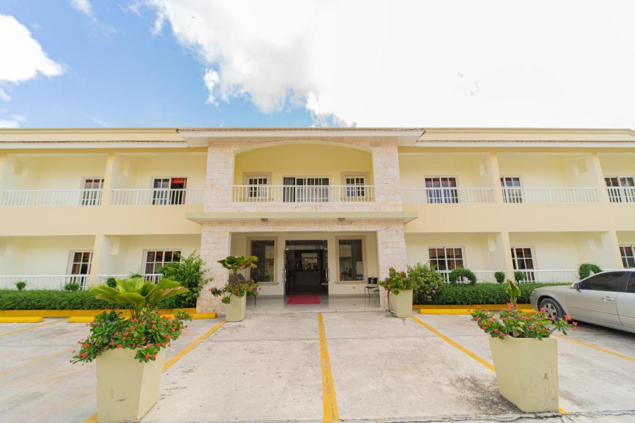 Hotel Yonu Punta Cana Exterior photo