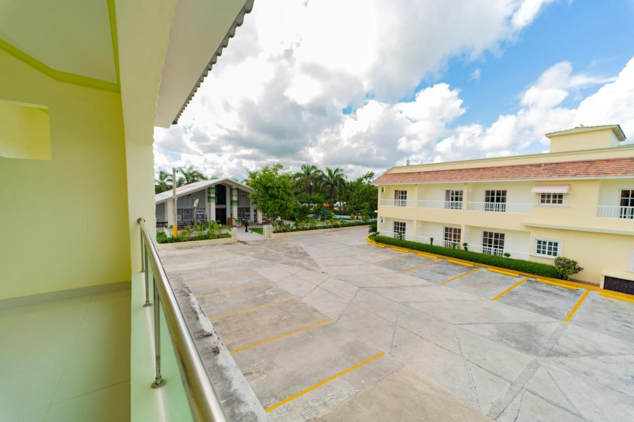Hotel Yonu Punta Cana Exterior photo
